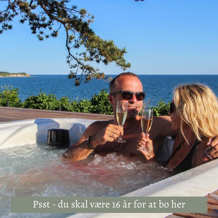 Fredensborg Badehotel Ronne Luaran gambar